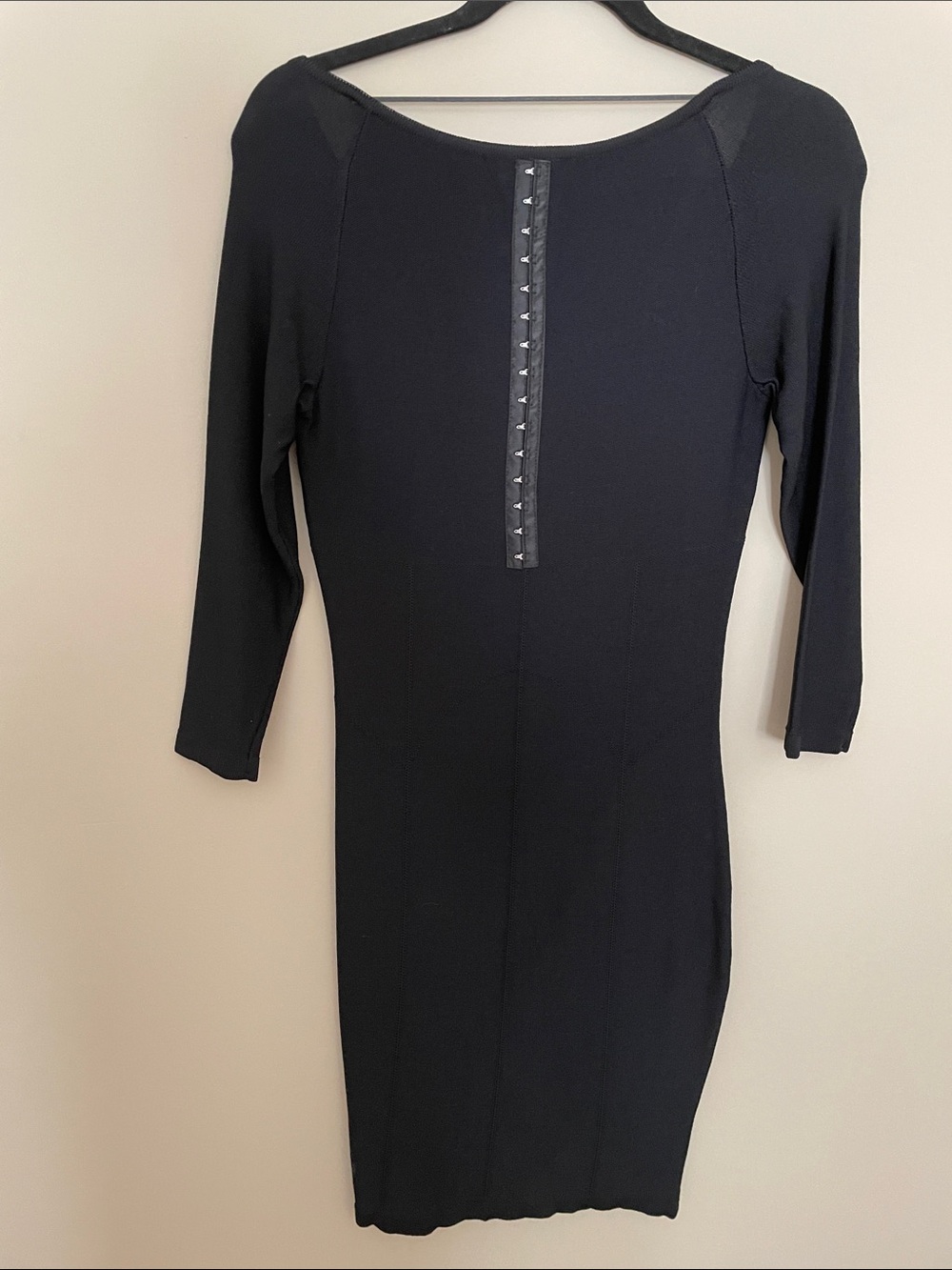 H&M Black V-Neck Bodycon Dress Metal Hook Back - Picture 7 of 8